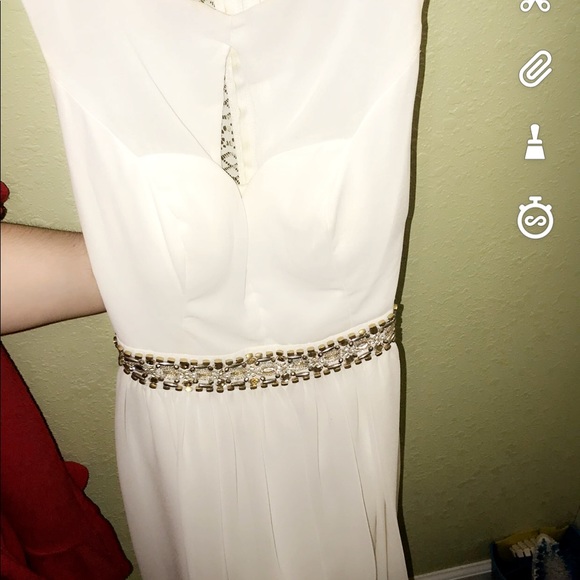Dress - Picture 1 of 3
